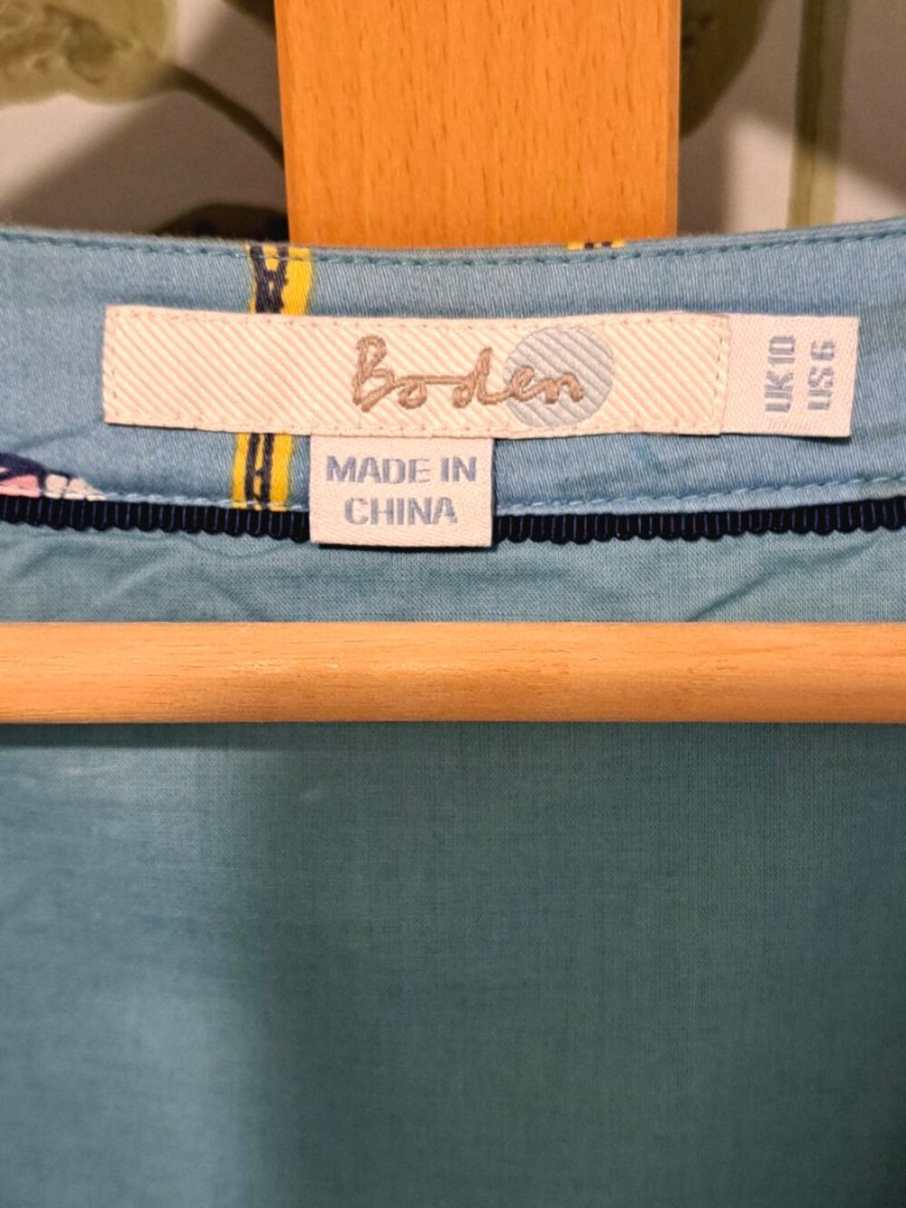 Boden Summer Seashore Print Dress - Picture 9 of 14
